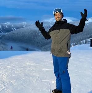 Meet your Posher, Johnathan